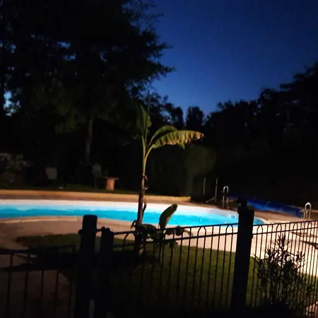 Chez Celine Et Philippe Dans Propriete De Charme Avec Piscine *