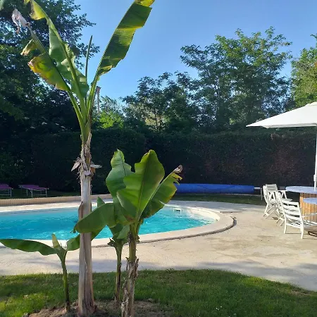 Apartament Chez Celine Et Philippe Dans Propriete De Charme Avec Piscine *